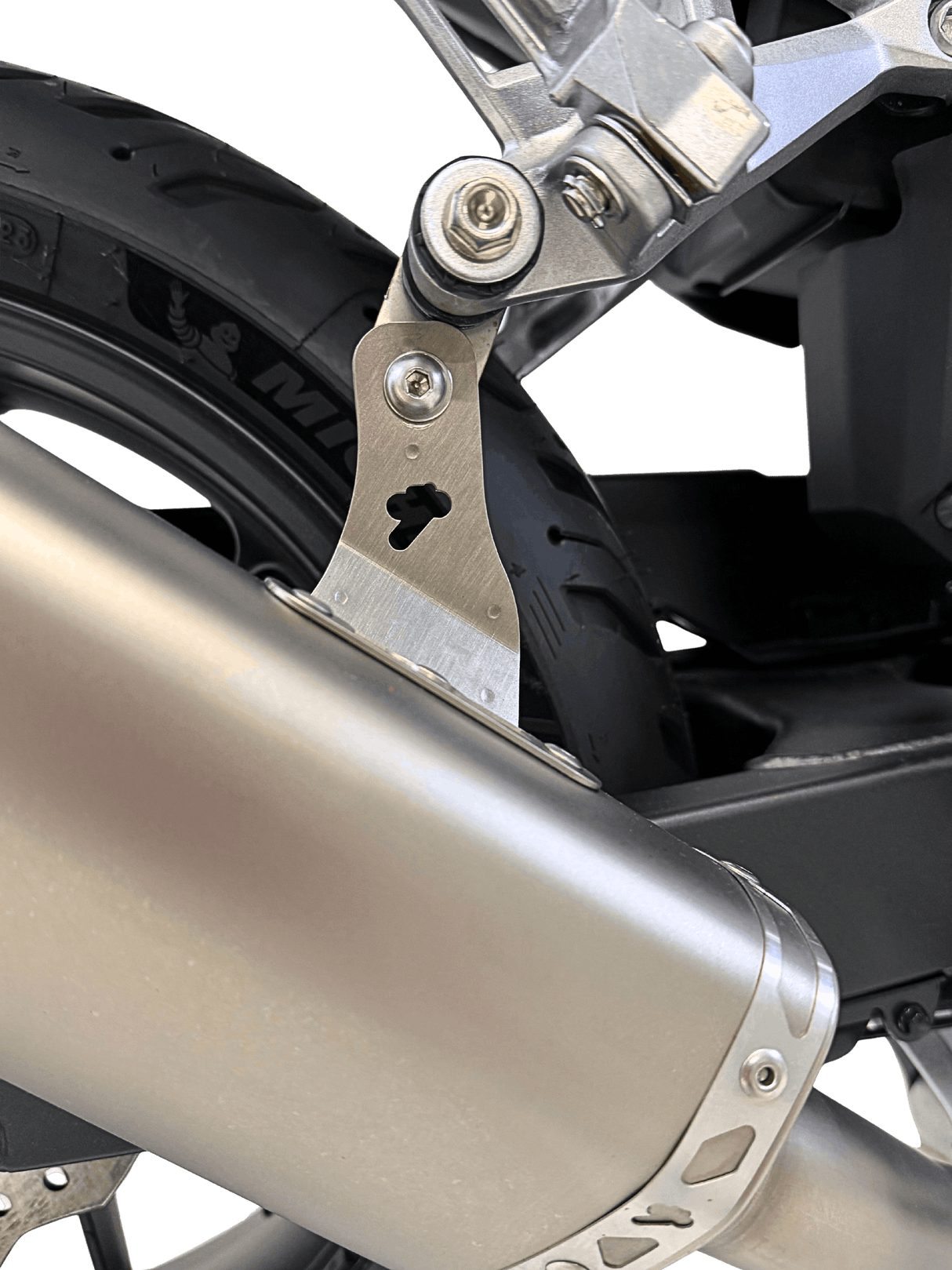 Termignoni titanium force silencer fitted to Honda CB500 Hornet 2025–2026 carbon end cap exhaust_1