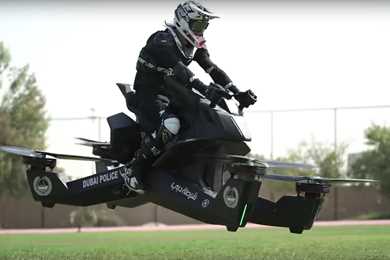 Watch: Police in Dubai begin hoverbike Training - Motorcycle Performance Store