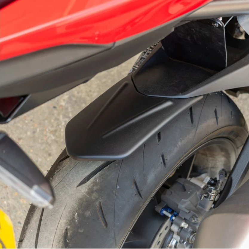 Puig rear fender extender in matt black ABS plastic for Honda CB1000 Hornet SP 2025_2