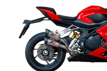 QD Twin Gunshot titanium silencers with magnesium end caps for QJ Motor 921 RR road legal exhaust system