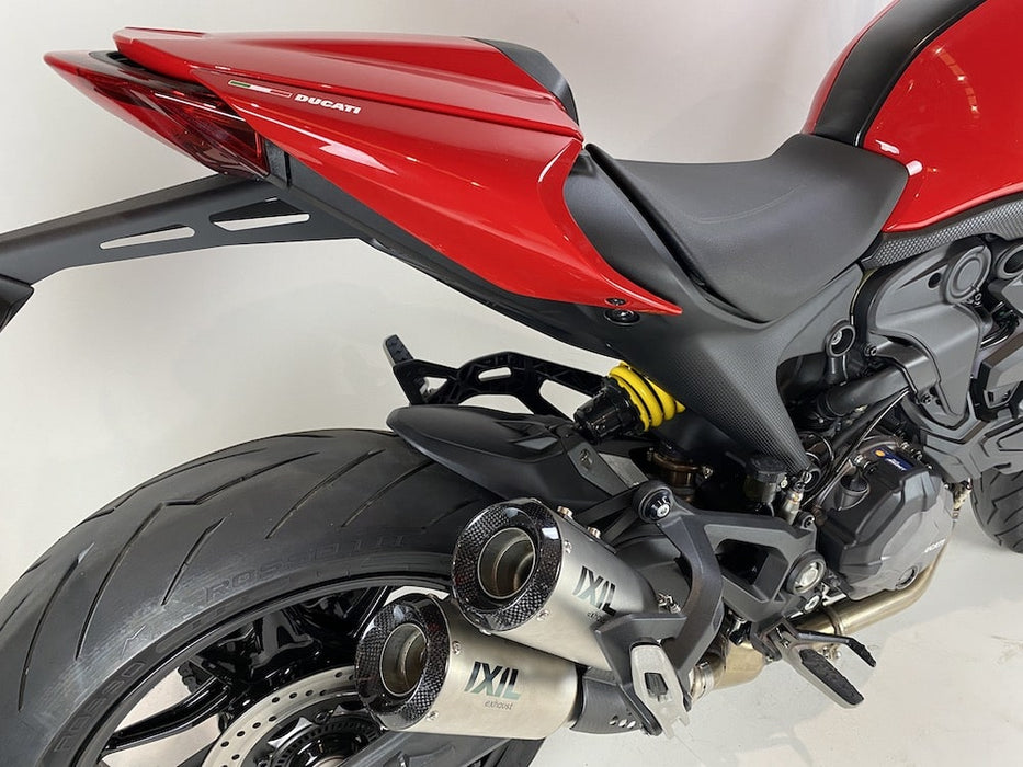 Ixil Dual Race Xtrem Silencers for the Ducati Monster 937_2