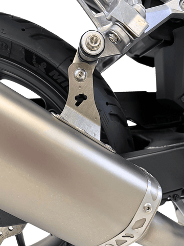 Termignoni titanium force silencer fitted to Honda CB500 Hornet 2025–2026 carbon end cap exhaust_1
