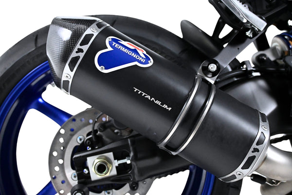 Termignoni black titanium homologated exhaust system fitted to Yamaha YZF-R9 2025–2026 with carbon fibre end cap