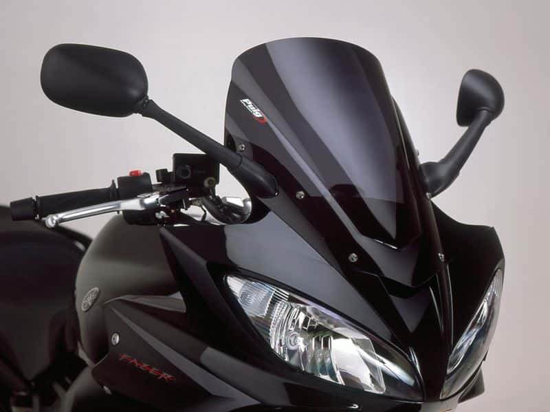 Puig Dark Smoke Z Racing Screen installed on a Yamaha FZ1 Naked Motorcycle 2006-2015